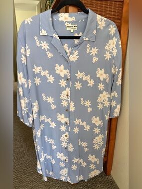 Paradise Now Plumeria Aloha Shirt Dress Large Collar Rayon Cuffed Sleeve Hawaii